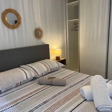 Apartment In 42936 Dramalj